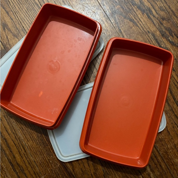 Tupperware Rectangular Food Storage Containers with Light Pink Lids - Picture 3 of 3